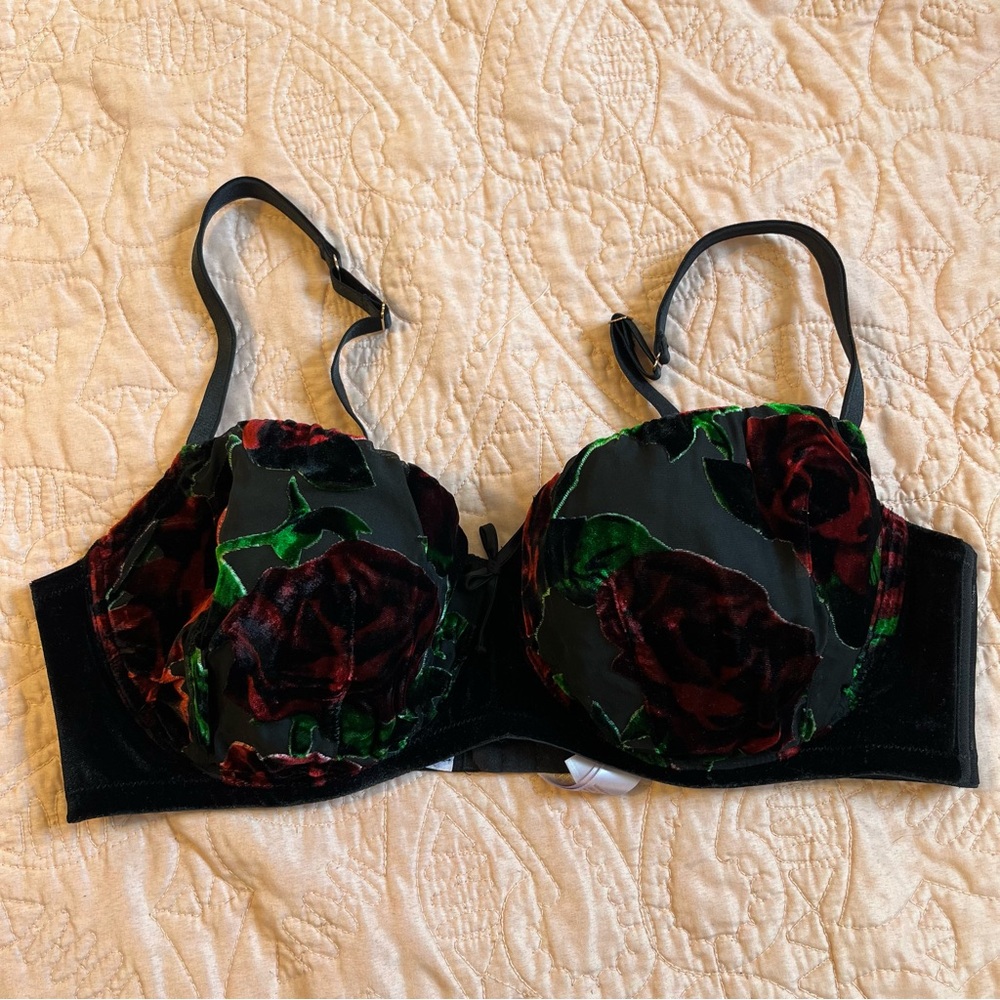 Savage X Fenty Black Bra with Red & Green Floral Velvet